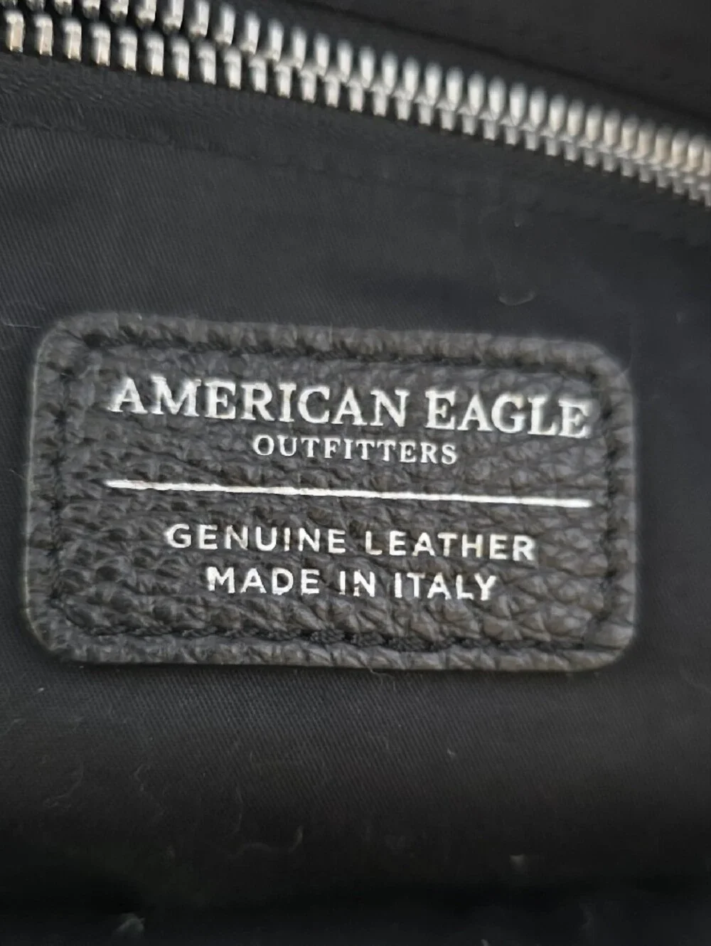 American Eagle Outfitters compact pebbled